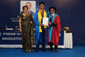 podar-world-college-module-toppers-babm-2025-11